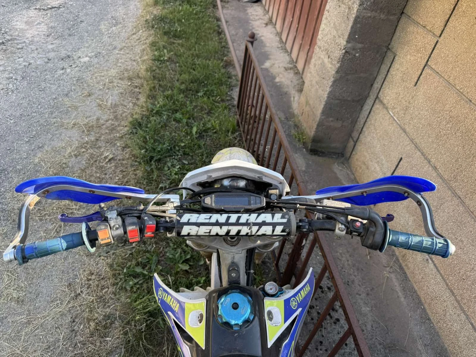 Yamaha Wr 450f НЕ ПАЛИ! БЕЗ ДОКУМЕНТИ, снимка 3 - Мотоциклети и мототехника - 54659604