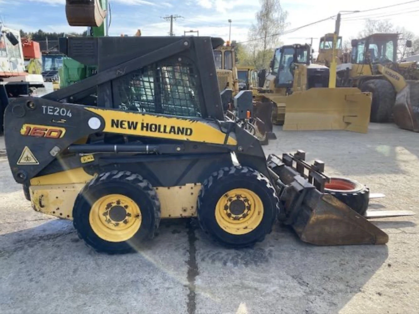 Мини челни товарачи Bobcat New Holland L160, снимка 4 - Индустриална техника - 54968212
