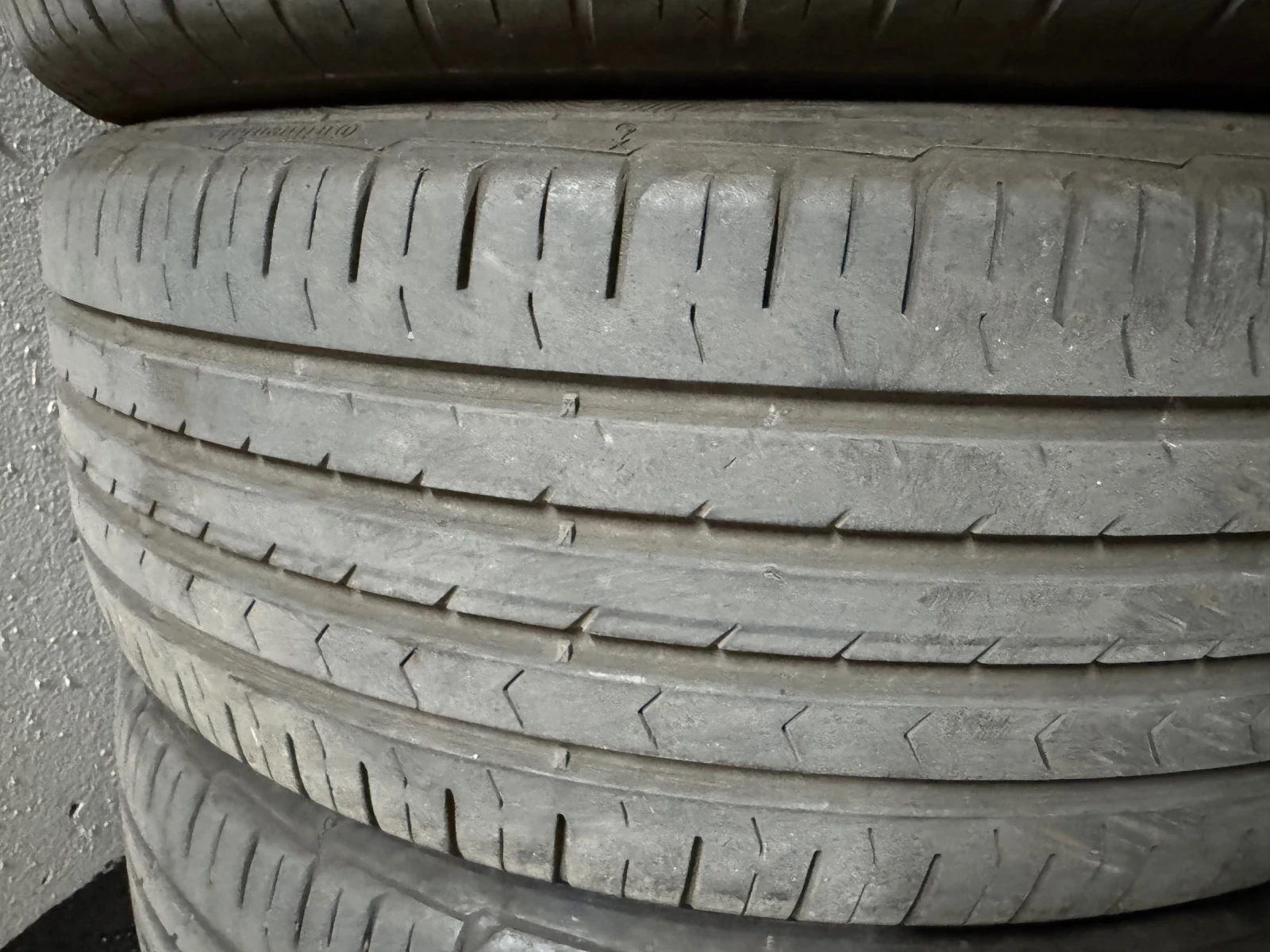 Гуми Летни 205/60R16, снимка 4 - Гуми и джанти - 55787882