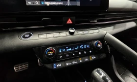 Hyundai Elantra 2.0 N* ПОДГРЕВ* ОБДУХВАНЕ* КАМЕРА* КРАЙНА ЦЕНА* , снимка 12