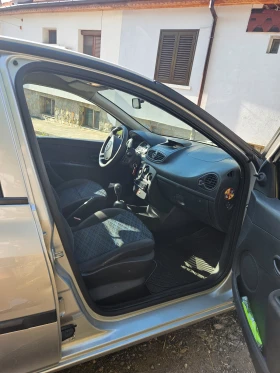 Renault Clio Clio3, снимка 10
