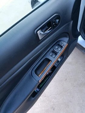 VW Passat - 3500 € / 6845.40 лв. - 26397926 13