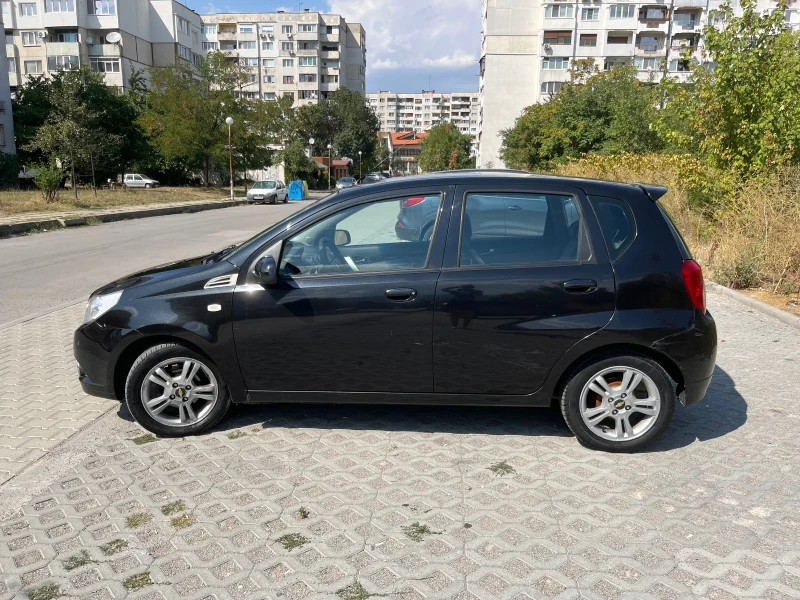 Chevrolet Aveo, снимка 2 - Автомобили и джипове - 48414992