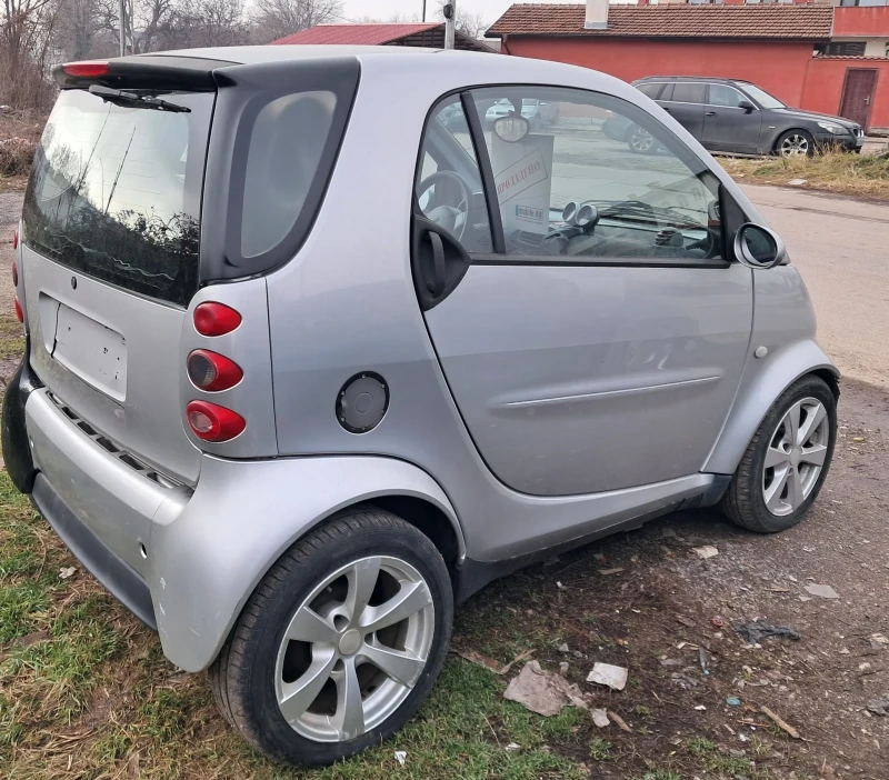 Smart Fortwo 600, снимка 2 - Автомобили и джипове - 48563321