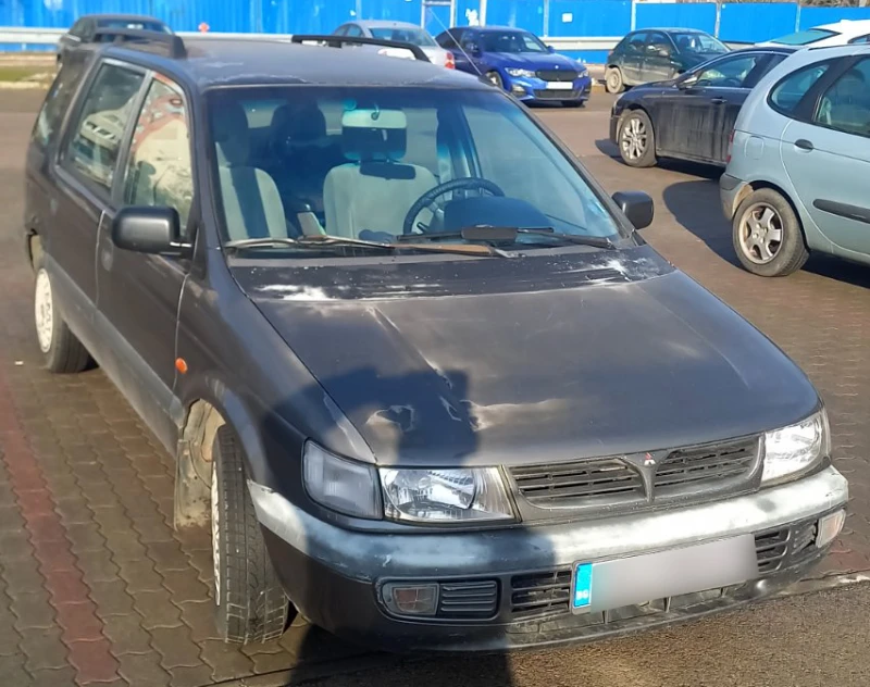 Mitsubishi Space wagon 2.0 TD GLX , снимка 11 - Автомобили и джипове - 48797472