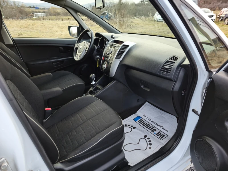 Kia Venga 1.4 Euro 5B, снимка 15 - Автомобили и джипове - 49103394