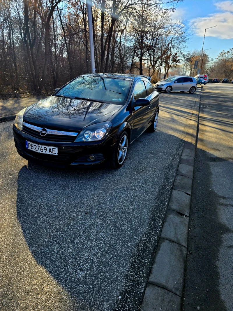 Opel Astra 1, 9 H  GTC НОВ ВНОС С РЕГИСТРАЦИЯ, снимка 1 - Автомобили и джипове - 49249064