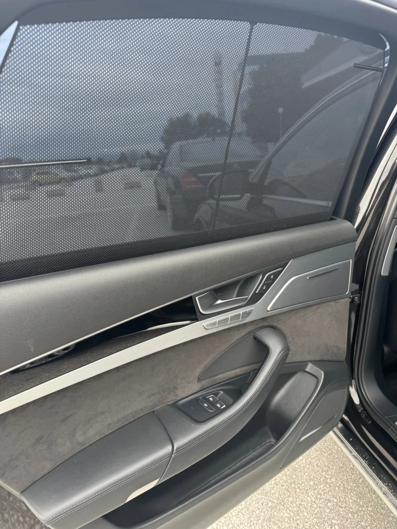 Audi A8, снимка 12 - Автомобили и джипове - 52080585