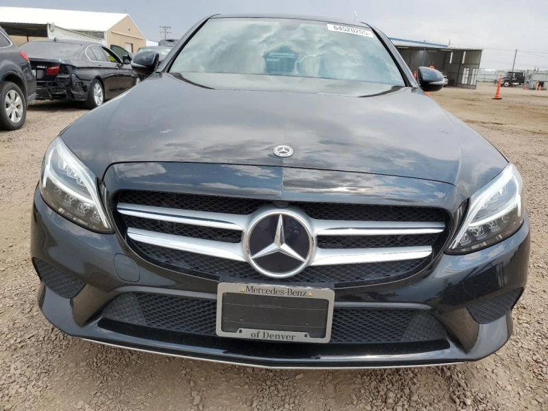 Mercedes-Benz C 300 4MATIC| MULTIBEAM| DISTRONIC| BURMESTER| , снимка 2 - Автомобили и джипове - 52616313