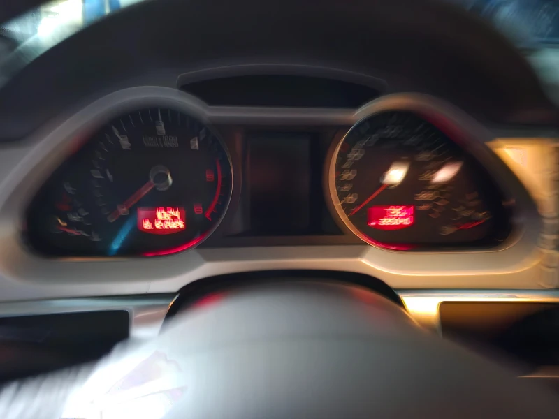 Audi A6 2010, снимка 8 - Автомобили и джипове - 52772325