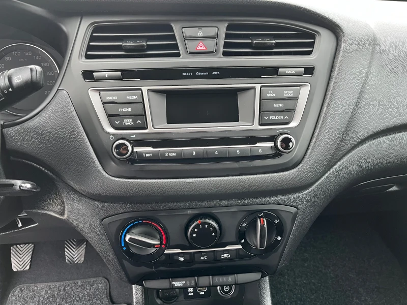 Hyundai I20 1, 2 I фабрична газ BRC, снимка 9 - Автомобили и джипове - 52884585