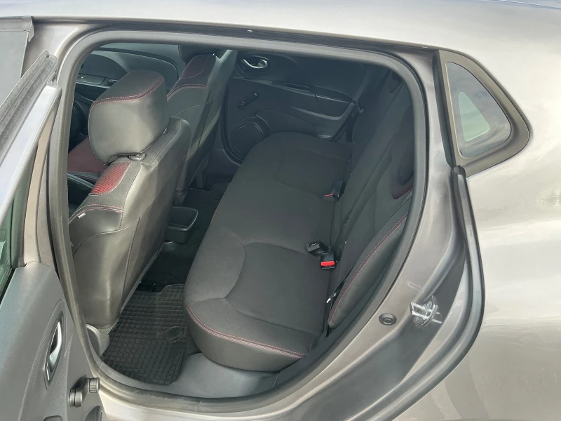 Renault Clio 1.5 DCI, снимка 15 - Автомобили и джипове - 53008071