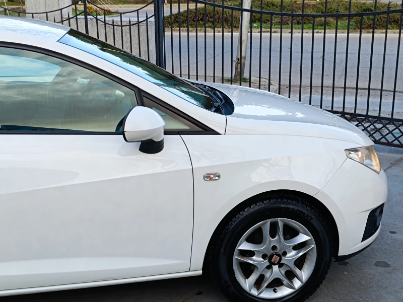 Seat Ibiza Sport Coupe, снимка 2 - Автомобили и джипове - 53053961