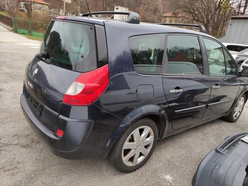 Renault Grand scenic 2.0DCI-150к.с.!, снимка 6 - Автомобили и джипове - 34852803