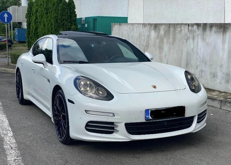 Porsche Panamera Platinum Edition, снимка 12 - Автомобили и джипове - 55947406