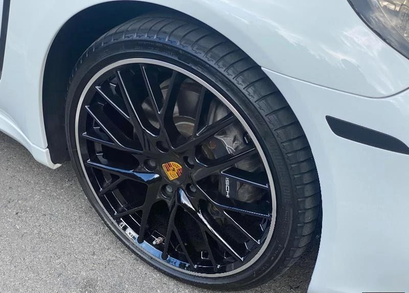 Porsche Panamera Platinum Edition, снимка 5 - Автомобили и джипове - 55947406