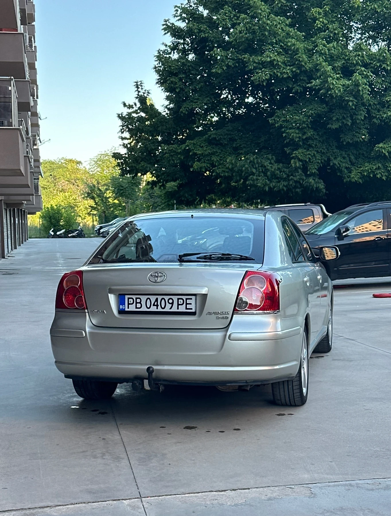 Toyota Avensis D-4D 2.2 (150К.с) - изображение 5