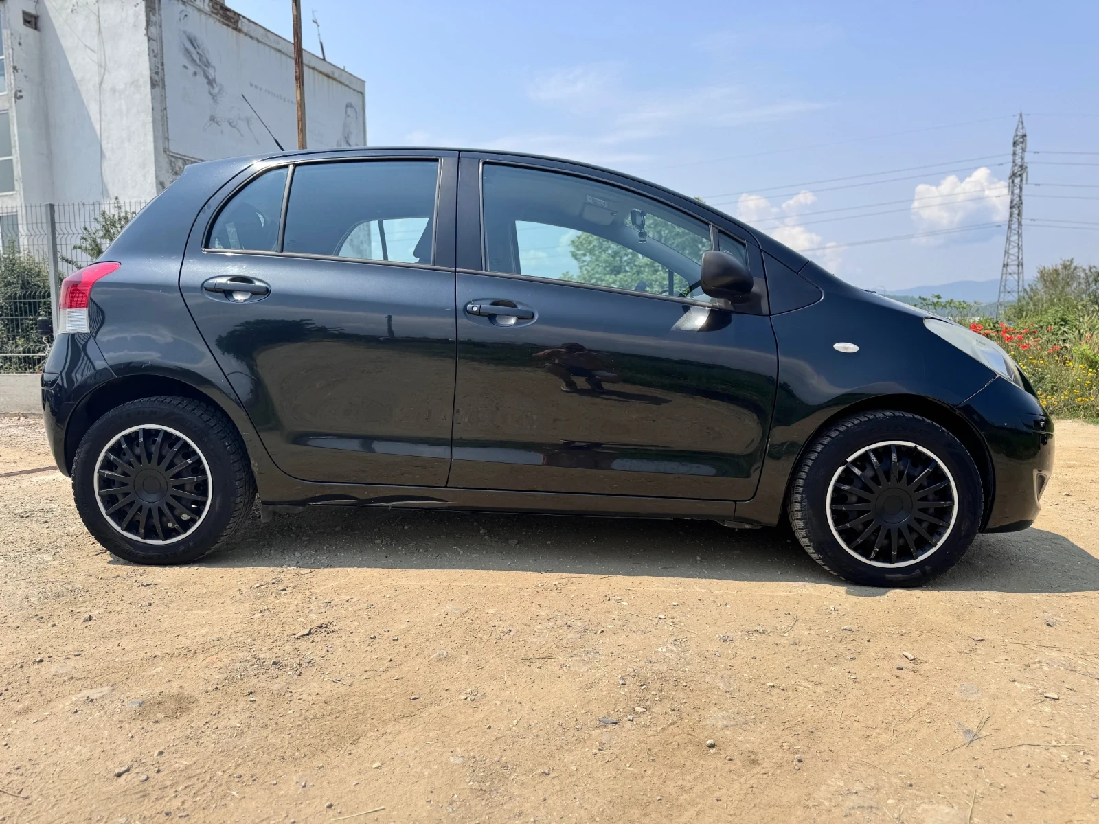 Toyota Yaris 1.4d4d - изображение 7