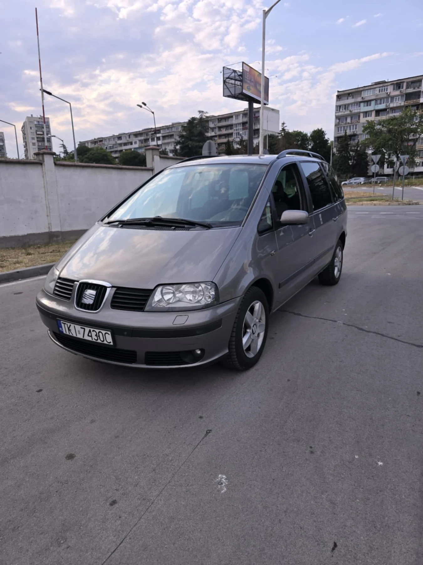 Seat Alhambra  - изображение 3