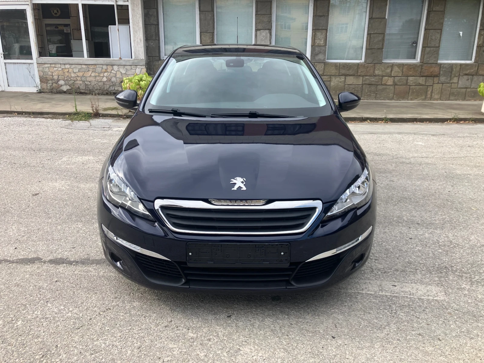 Peugeot 308 1.6HDI-115кс-6ск - изображение 2