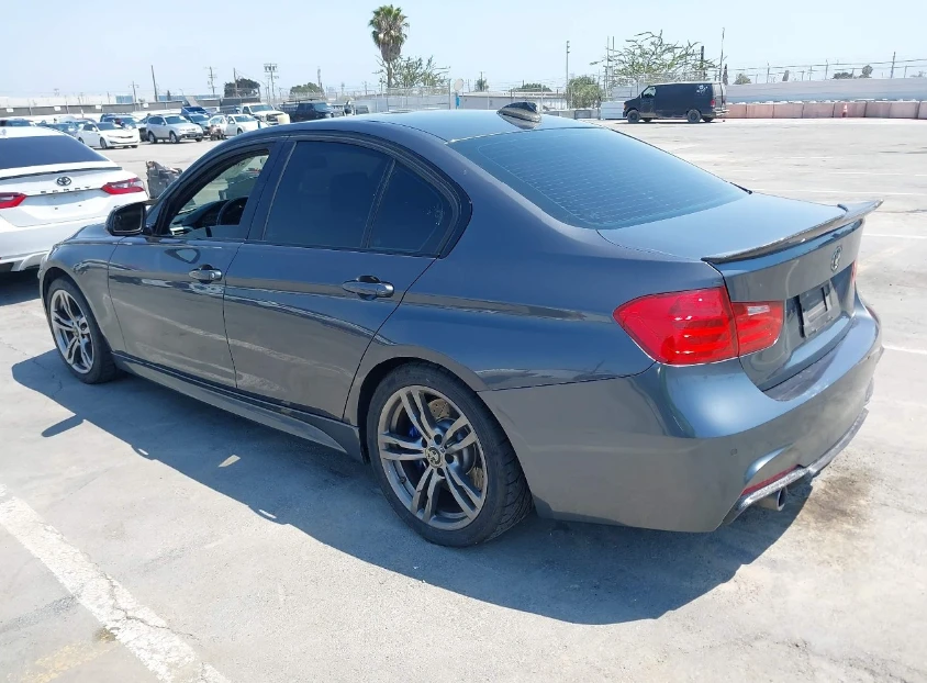 BMW 335 M-PACK* HEADUP* RECARO* ПОДГРЕВИ* ШИБИДАХ - изображение 6
