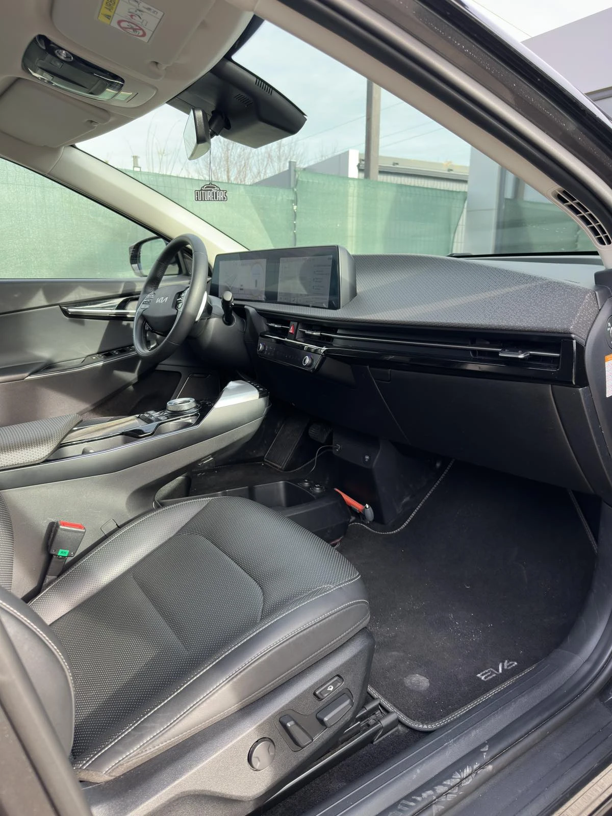 Kia EV6 PLUS 77.4KWh RWD/MERIDIAN/CAM/DISTRONIC/SOH100% | Mobile.bg   8