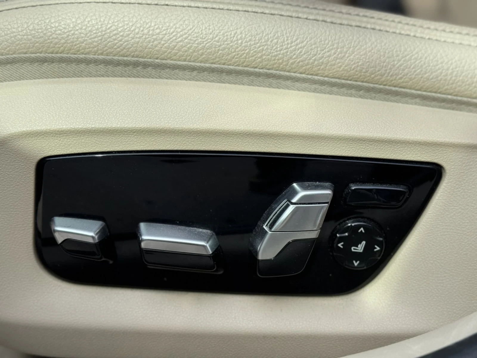 BMW 540 540i B58 individual , снимка 11 - Автомобили и джипове - 53893157