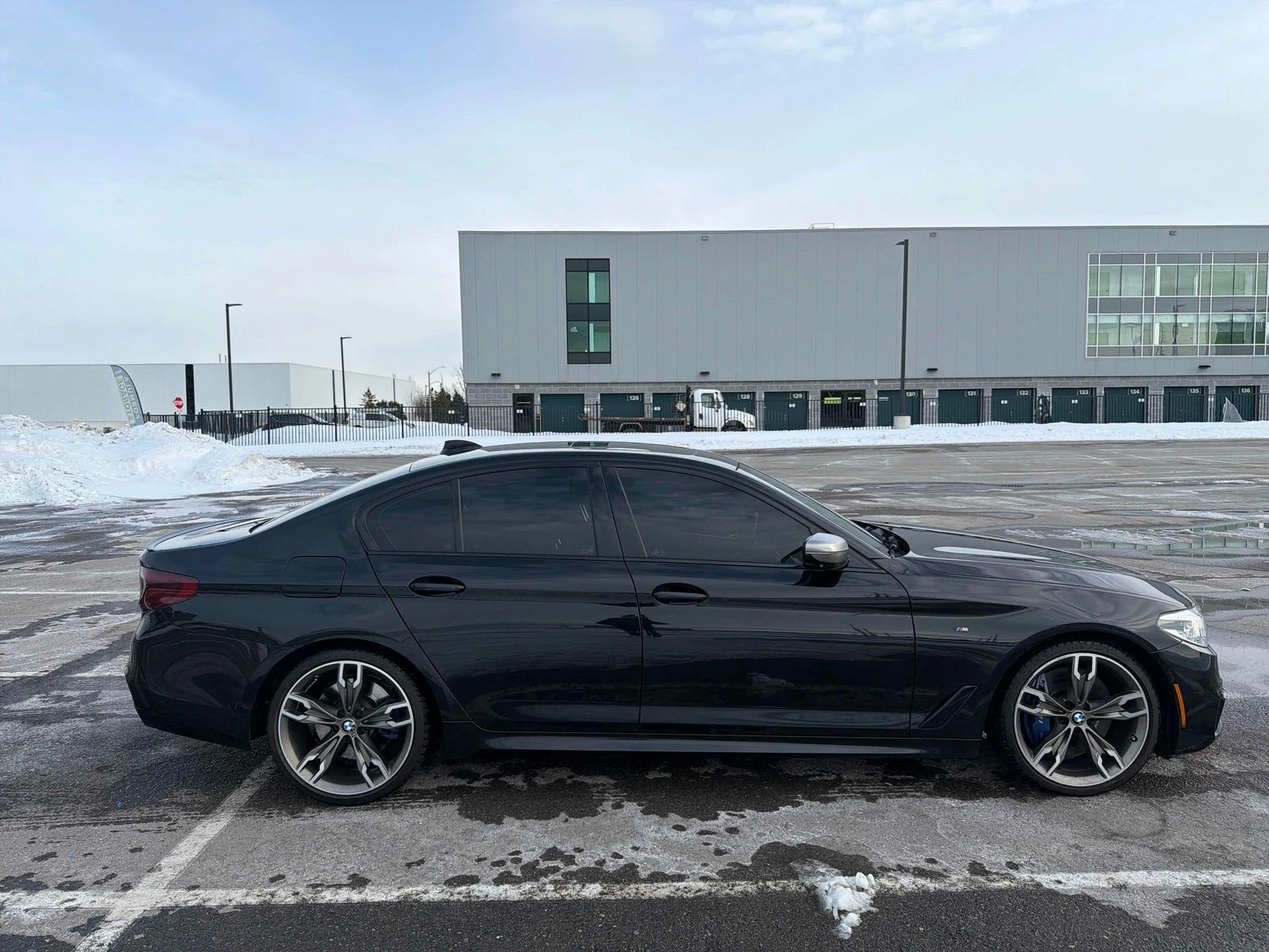 BMW 550 С РЕГИСТРАЦИЯ & АВТО КРЕДИТ - изображение 3