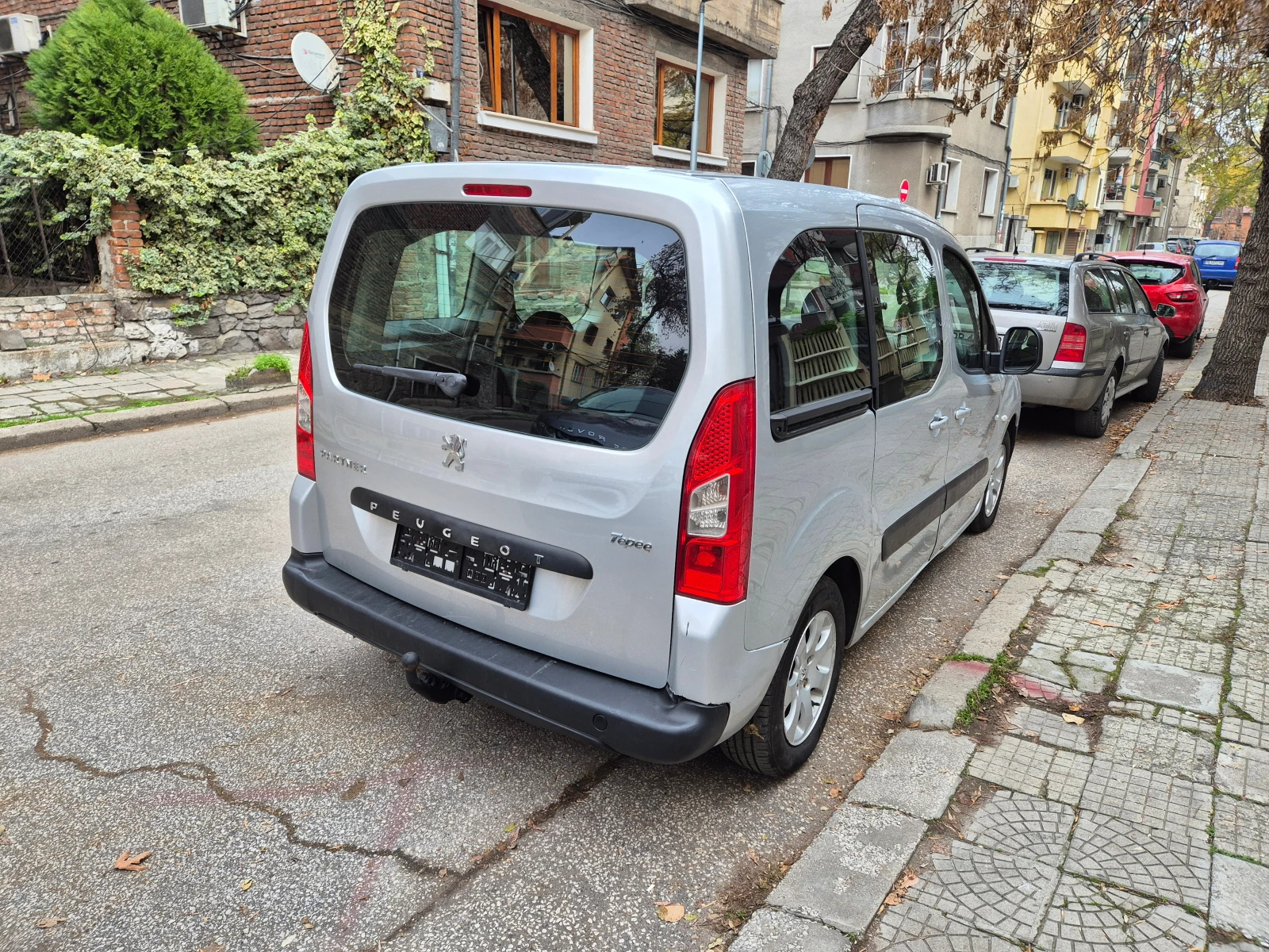 Peugeot Partner 1.6i Webasto, снимка 3 - Автомобили и джипове - 53631678