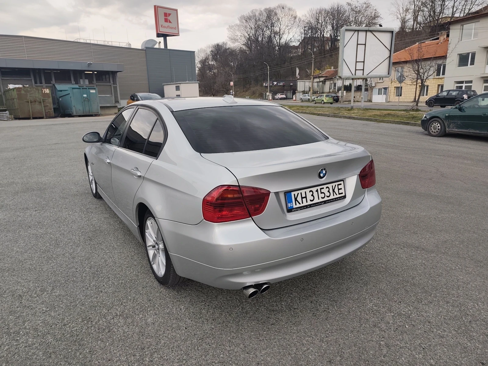 BMW 320 M47 Automatic 163+ , снимка 2 - Автомобили и джипове - 53879956