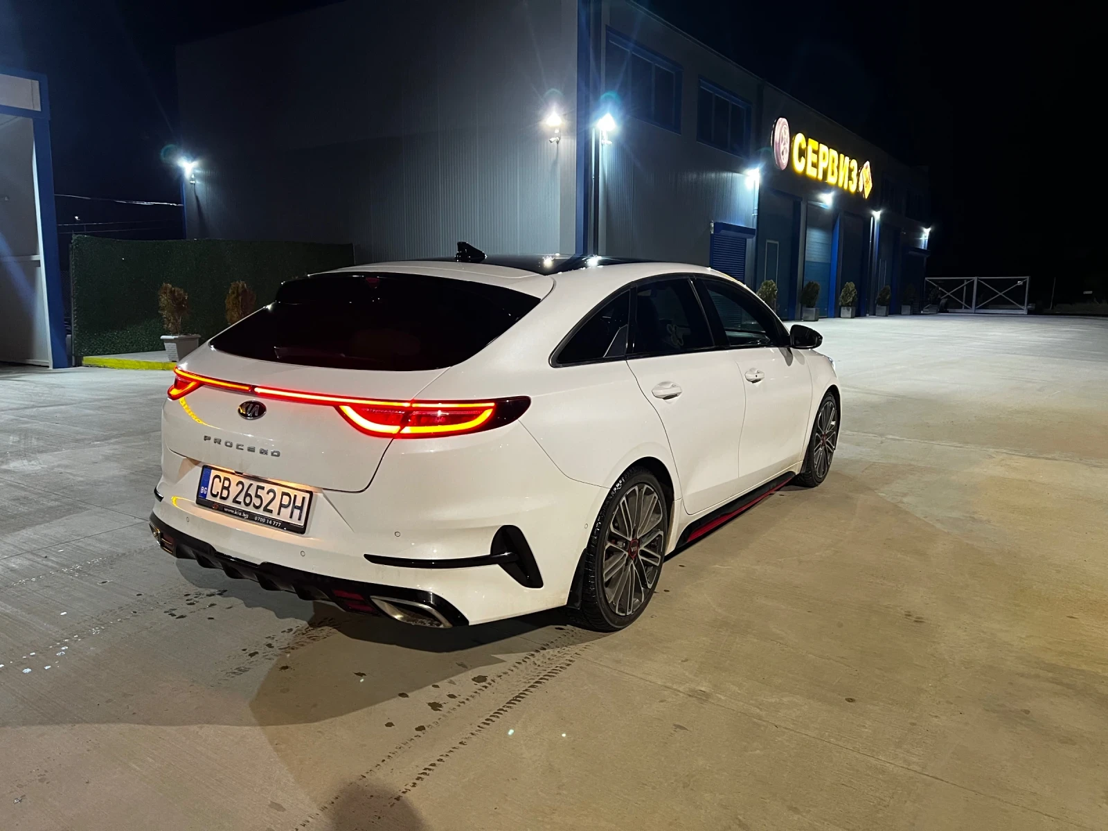 Kia Pro ceed 1.6 GT, снимка 3 - Автомобили и джипове - 53918731