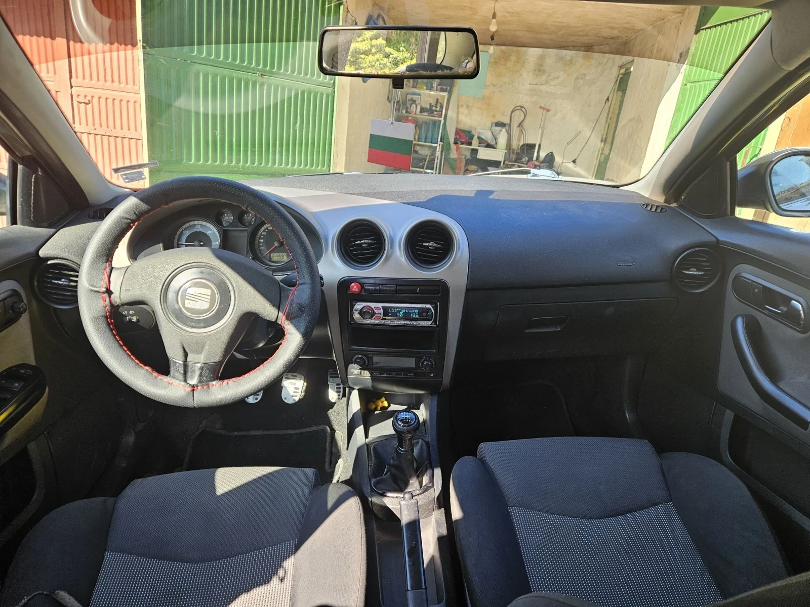 Seat Ibiza 1.9 131к.с , снимка 13 - Автомобили и джипове - 54056255