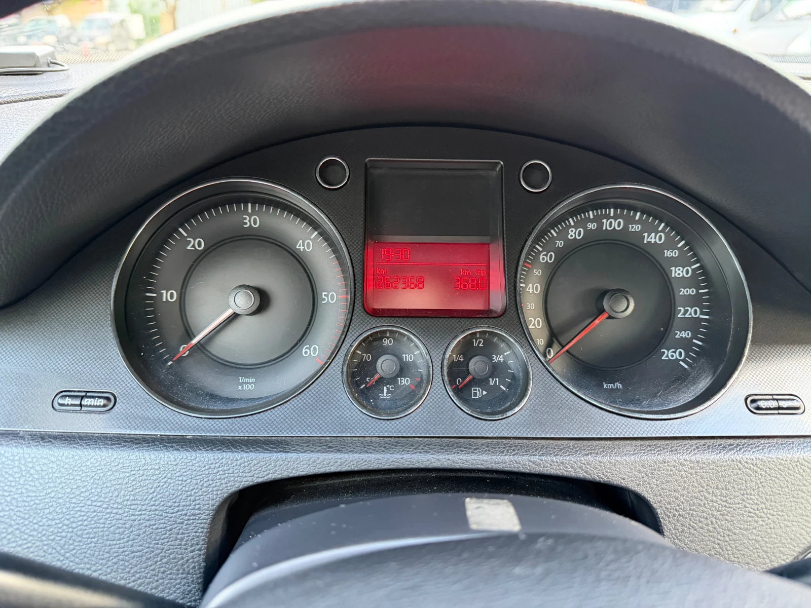 VW Passat B6, снимка 12 - Автомобили и джипове - 54394101