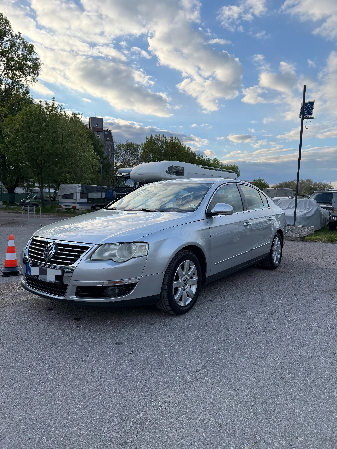 VW Passat B6, снимка 3 - Автомобили и джипове - 54394101