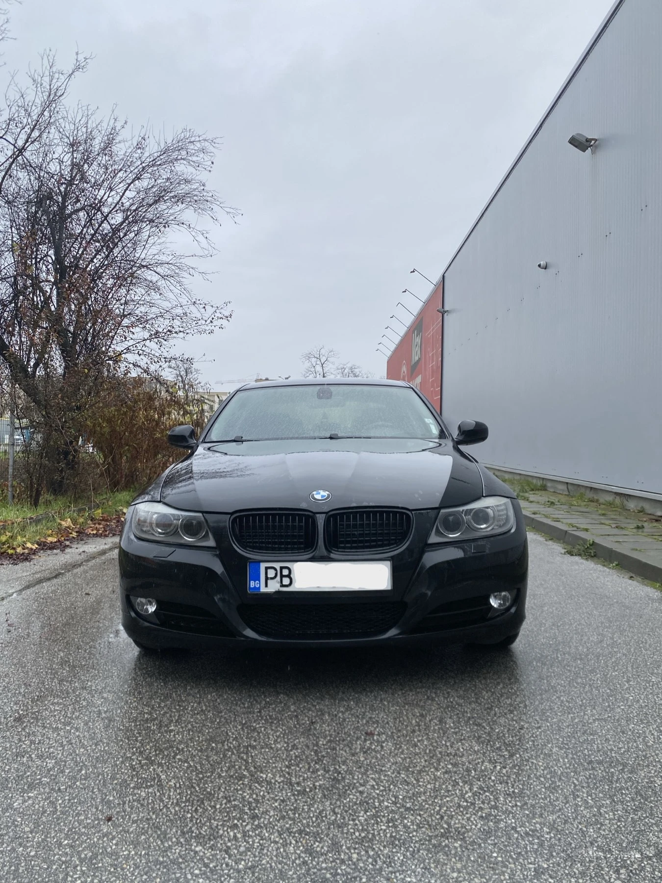 BMW 320 2.0iLCI, снимка 2 - Автомобили и джипове - 54556368