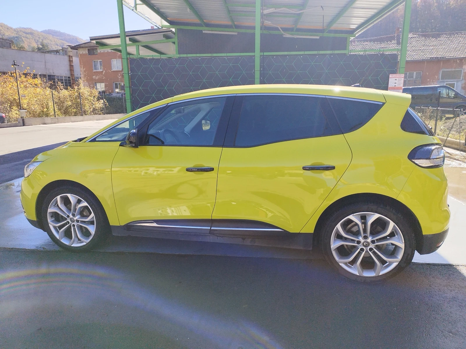 Renault Scenic 1.7 DCI, снимка 3 - Автомобили и джипове - 54782748
