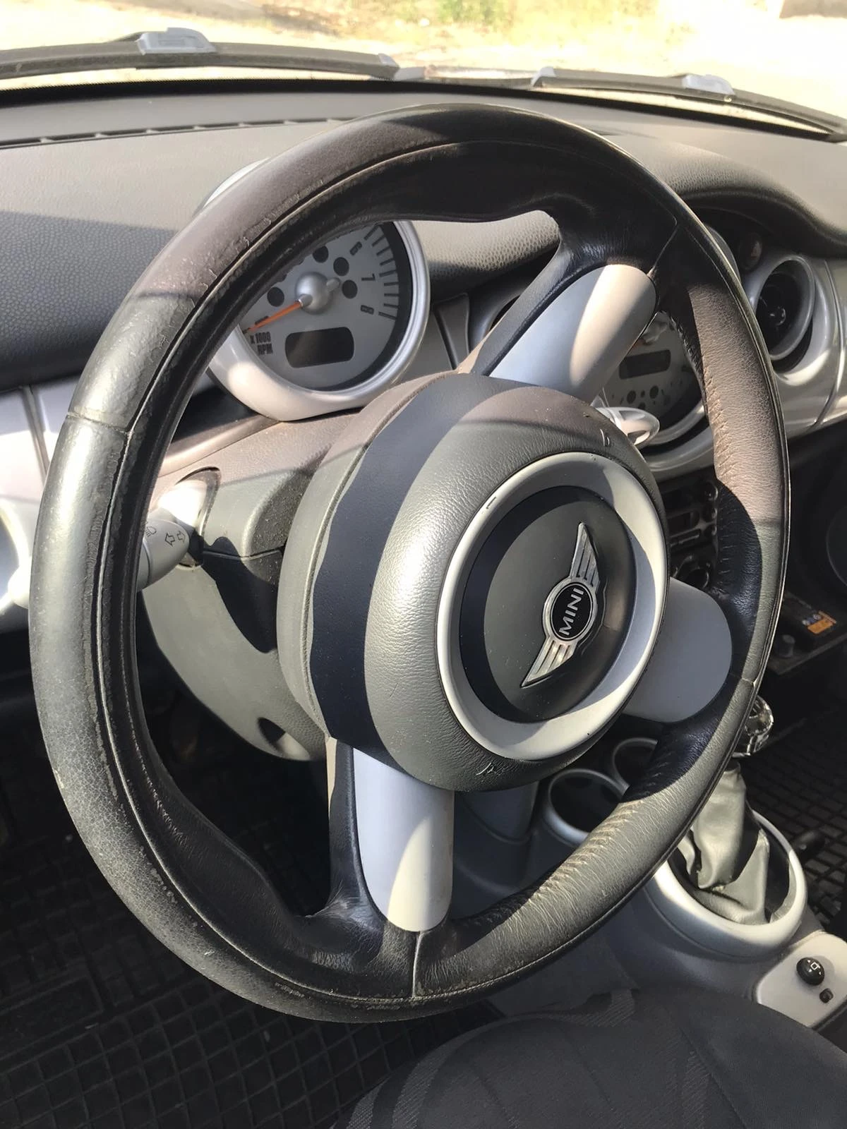Mini One �� ����� 1.6 ������ 90�.�. | Mobile.bg � ����������� 7