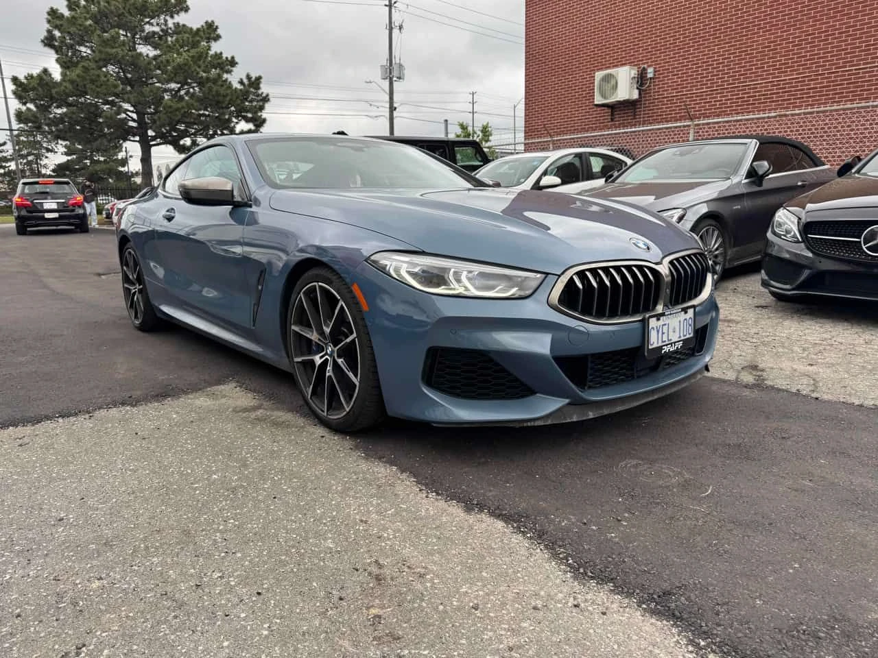 BMW 850 M850i xDrive | CARFAX | БЕЗ ПЪРВОНАЧАЛНА ВНОСКА, снимка 3 - Автомобили и джипове - 55053878
