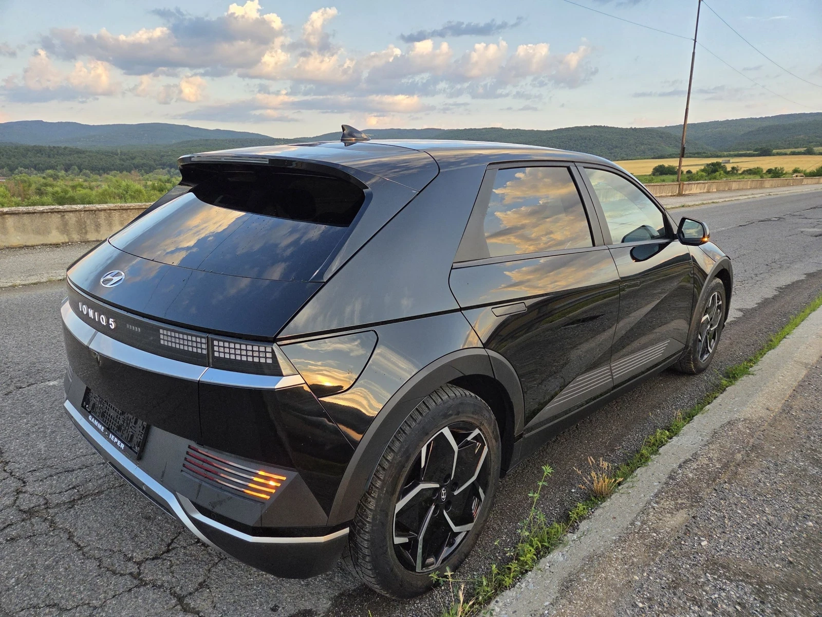 Hyundai Ioniq 5, снимка 5 - Автомобили и джипове - 55105969