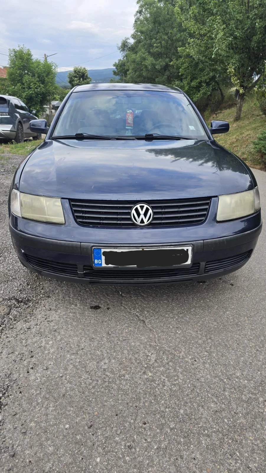 VW Passat 1.9 TDI, снимка 3 - Автомобили и джипове - 55149085