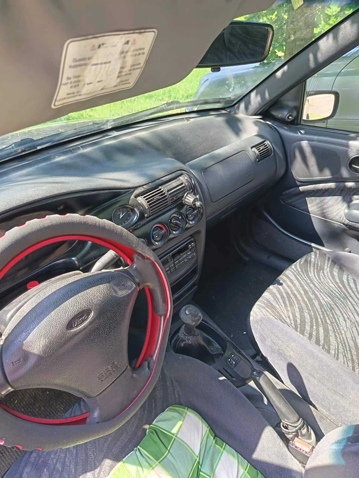 Ford Escort 1, 6, 16V, снимка 3 - Автомобили и джипове - 55402771