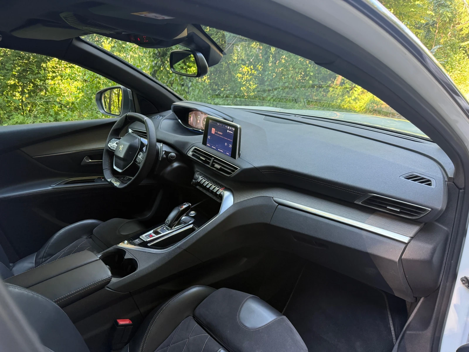 Peugeot 5008 2.0HDI GT, снимка 11 - Автомобили и джипове - 55617636