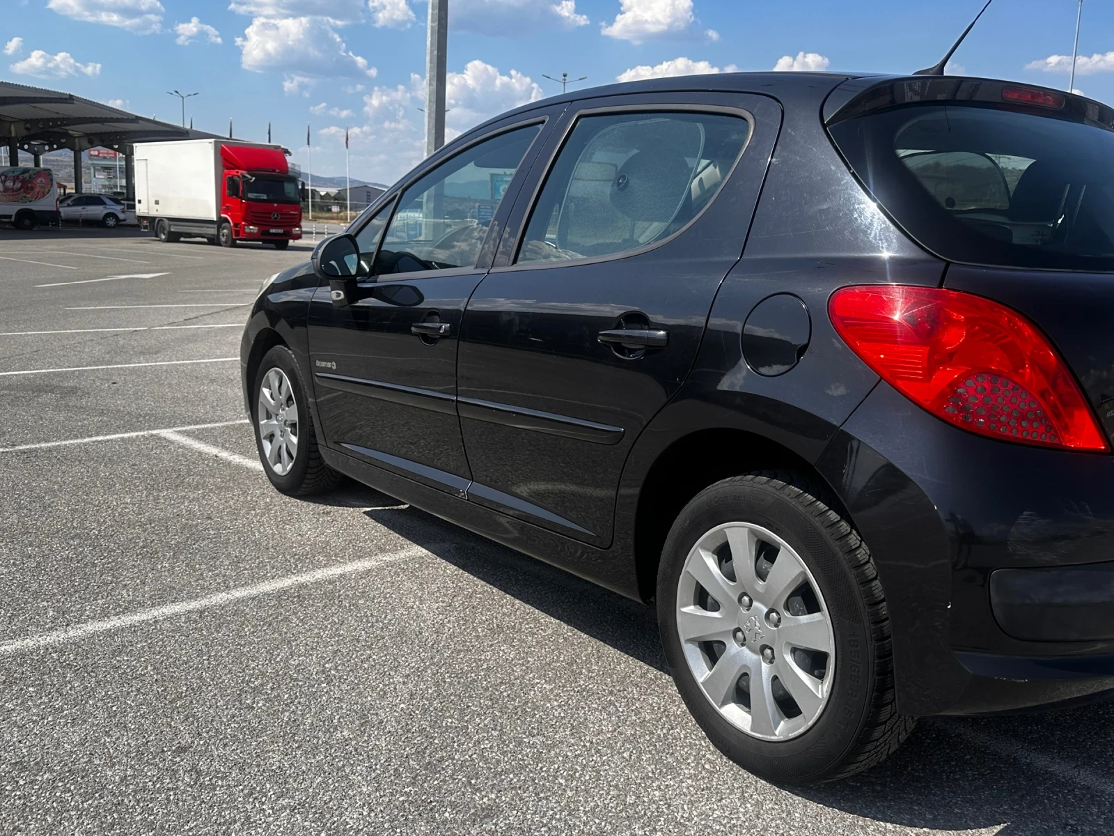 Peugeot 207 1, 4 vti, снимка 5 - Автомобили и джипове - 55619309