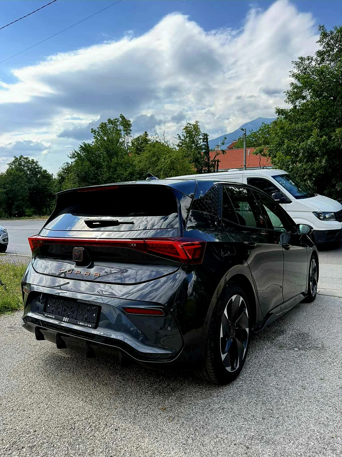 Cupra Born Dinamica paket 82 kWh, снимка 3 - Автомобили и джипове - 56460654