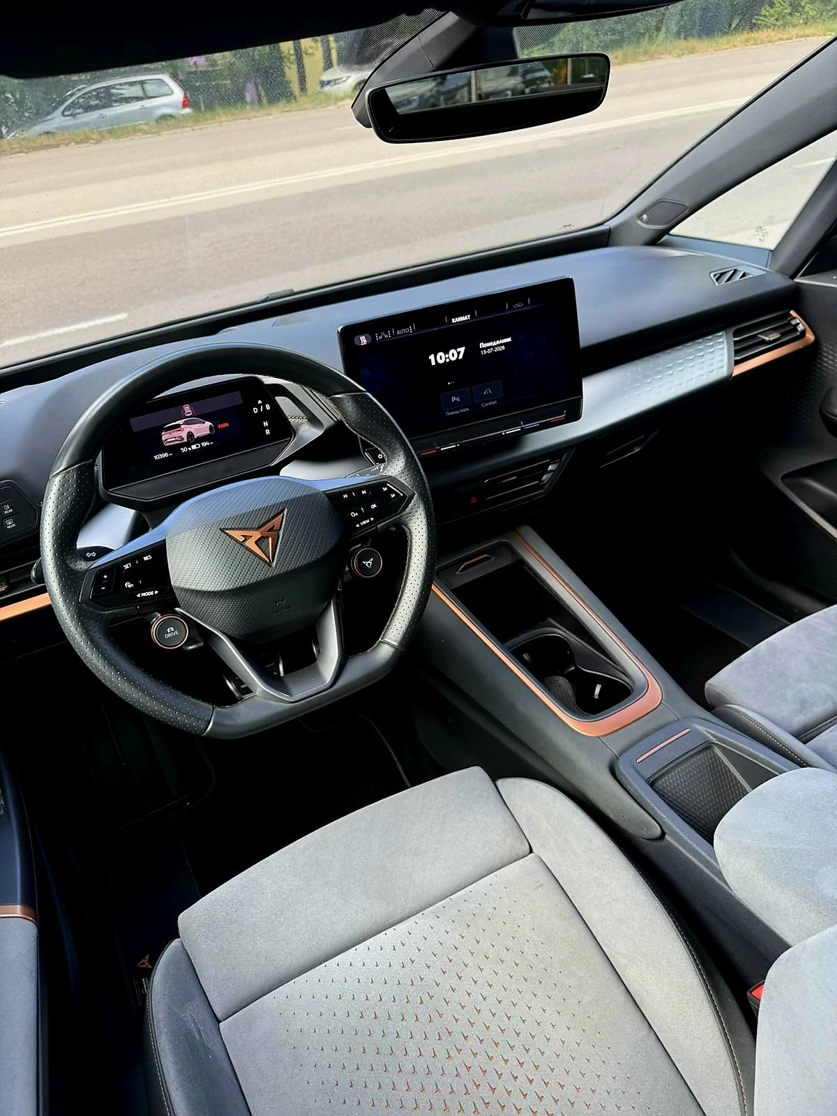 Cupra Born Dinamica paket 82 kWh, снимка 5 - Автомобили и джипове - 56460654