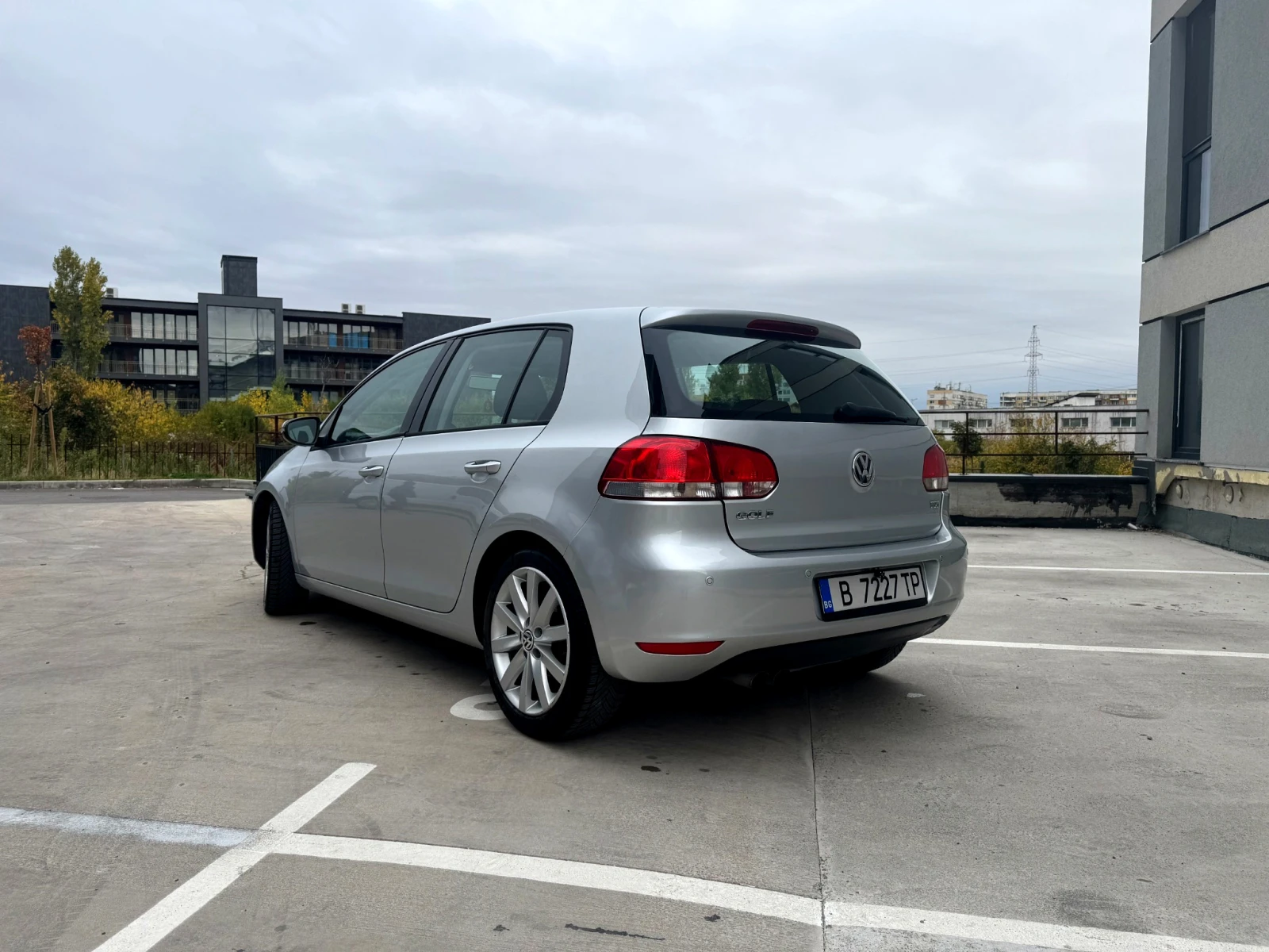 VW Golf, снимка 5 - Автомобили и джипове - 56465048