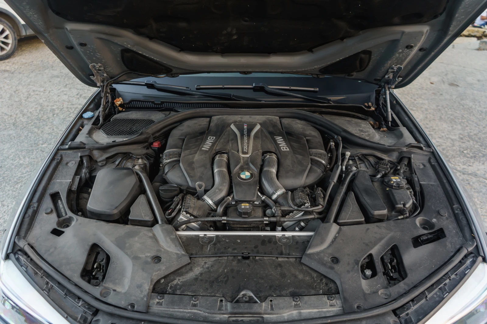 BMW 550 BMW M550i xDrive | Bowers & Wilkins | ����� | HUD | Mobile.bg � ����������� 17