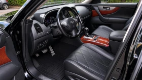 Infiniti QX70 3.7, снимка 9