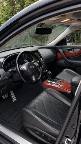 Infiniti QX70 3.7, снимка 8