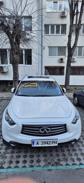 Infiniti QX70 3.7, снимка 16